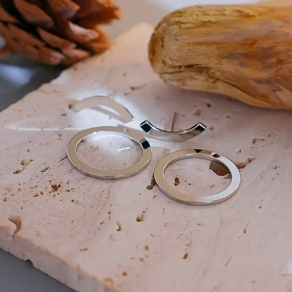 Any 4/$25! Curved Studs w/Circle Jacket Backs Earrings - Picture 3 of 6